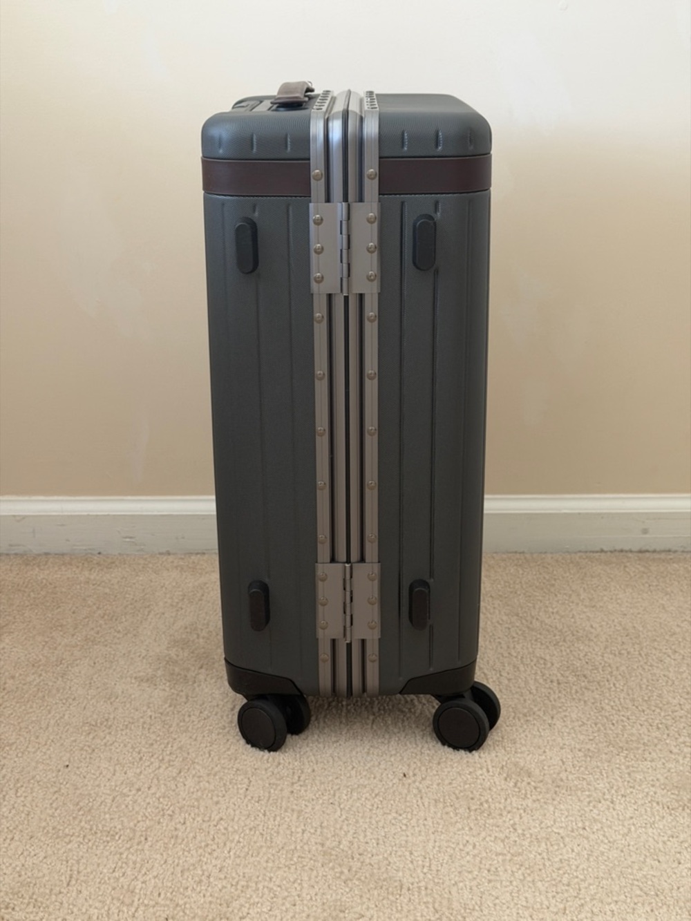 Carl friedrik Hybrid The Carry-on luggage - Picture 4 of 6